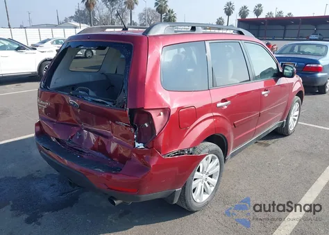 2011 Subaru Forester 2.5X Premium из США, поврежденный, VIN JF2SHADC1BH783301